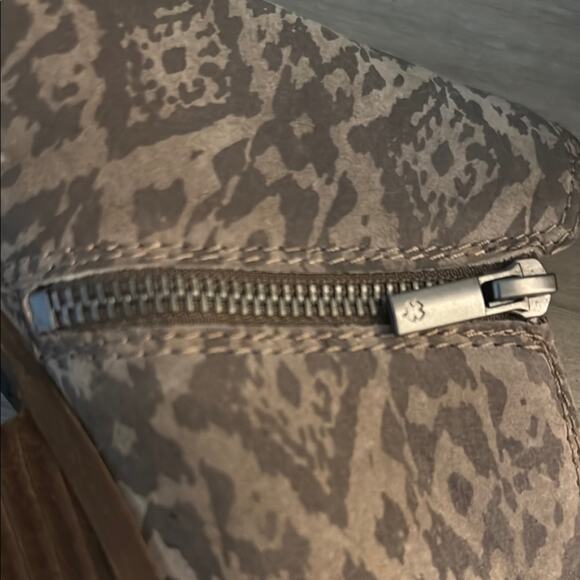 Women's Patterned Ankle Boots - Picture 8 of 8